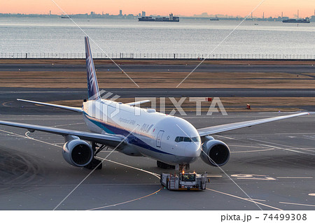 飛行機・航空機 74499308