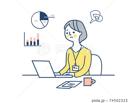 困っている表情のリモートワーク中のビジネスウーマン 74502323