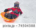 winter family fun 74504388
