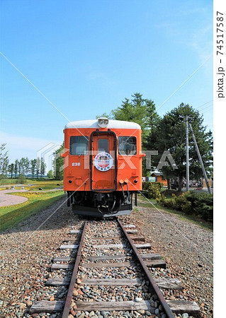 幸福駅・キハ22系気動車（北海道帯広市） 74517587