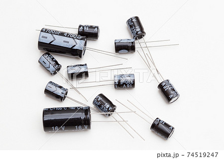 コンデンサ　 74519247