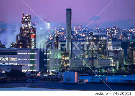 《神奈川県》工場夜景と都市夜景 74520011