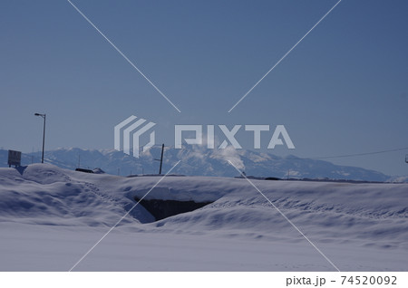 雪国の風景 74520092
