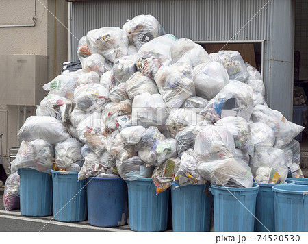 ごみ集積所 74520530