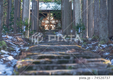 京都市右京区京北町に所在する賀茂神社を撮影 京都市右京区京北町に所在する賀茂神社を撮影 74520737