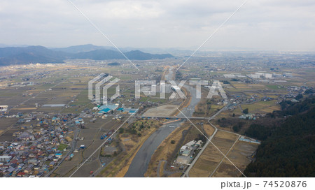 揖斐川町 粕川からの風景 ドローン空撮 74520876