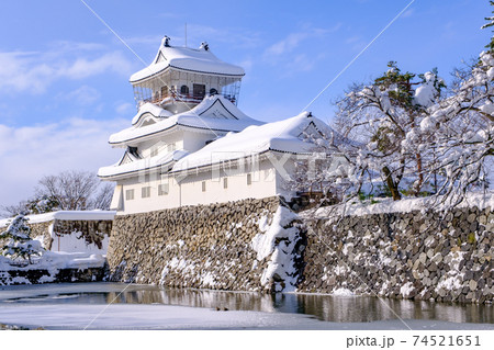大雪の富山城址公園 大雪の富山城址公園 74521651