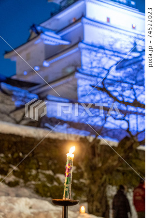 絵ろうそくと鶴ヶ城（会津若松城） 74522023