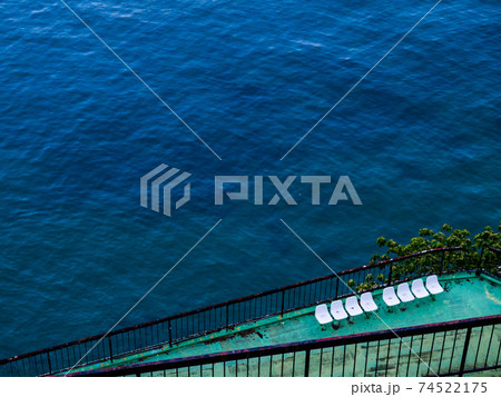 水際 水際 74522175