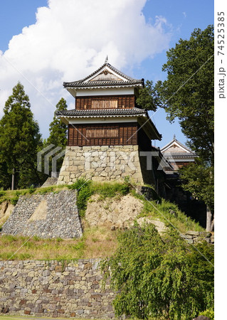 真夏の入道雲と信州上田城(真田城) 74525385