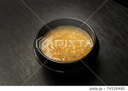 フカヒレスープ　Finest Chinese food shark fin soup  74526480