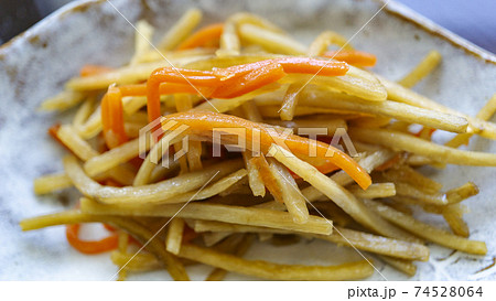 きんぴらごぼう 金平 常備菜 食物繊維 和食 副菜 和 健康食 腸活 おかず きんぴらごぼう 金平 常備菜 食物繊維 和食 副菜 和 健康食 腸活 おかず 74528064
