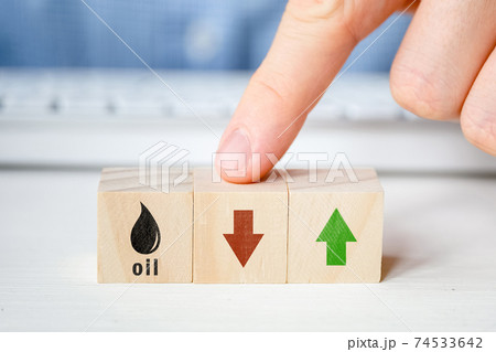 The concept of observations to reduce the cost of oil. 74533642