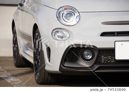 自動車イメージ　輸入車　フィアット500アバルト 74533690