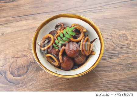 おいしい　いかと里芋の煮物　甘辛 74536078
