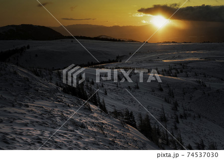 美ヶ原朝焼け 74537030