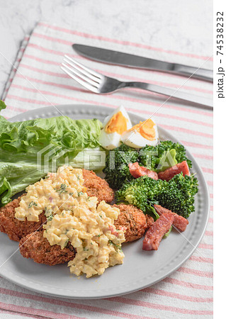 ササミ肉フライのタルタルソース 74538232