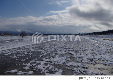 雪国の風景 74538773
