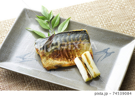 さばの味噌漬け焼き19 74539084