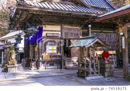 能勢妙見山本殿 74539175