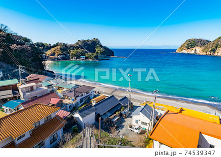 静岡県賀茂郡松崎町　岩地海岸　東洋のコートダジュール 74539347