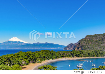 静岡県沼津市戸田 御浜岬と富士山 静岡県沼津市戸田 御浜岬と富士山 74541157