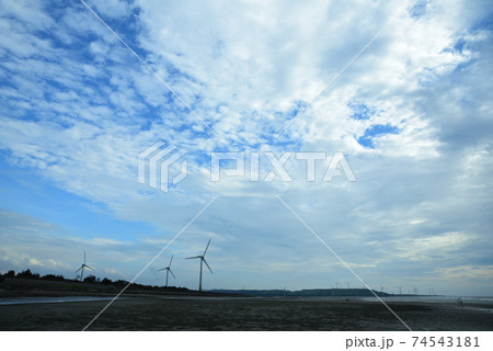 海浜 風力タービン 風車 74543181