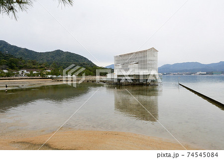 広島県 秋 廿日市市 宮島 厳島神社 大鳥居修理工事 広島県 秋 廿日市市 宮島 厳島神社 大鳥居修理工事 74545084