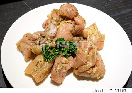 鶏 チキン ニワトリ 74551634