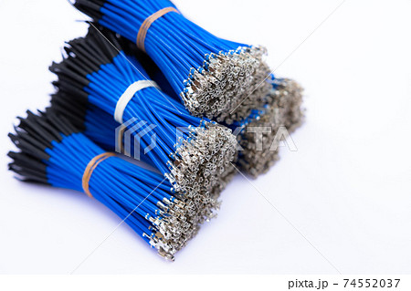 【電線加工】端子圧着済みの電線 束【製造】 【電線加工】端子圧着済みの電線 束【製造】 74552037