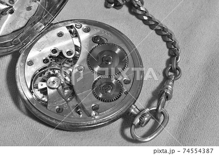 懐中時計 74554387
