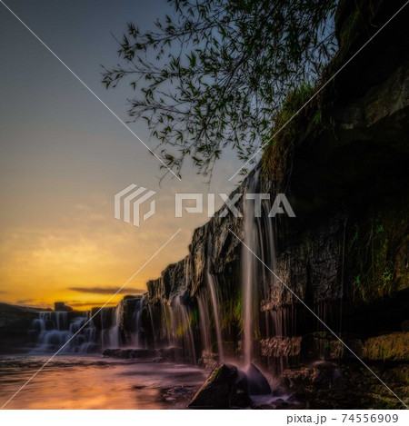 Z7Ⅱ で撮影　黒滝の朝焼け 74556909