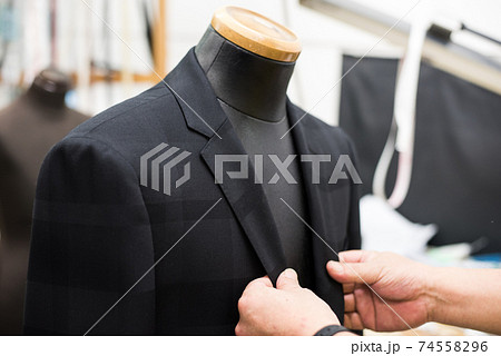スーツのオーダーメイドの店 74558296