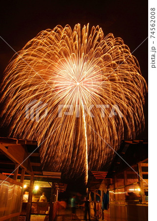 【兵庫県 豊岡市】一尺玉と海の家 【兵庫県 豊岡市】一尺玉と海の家 74562008