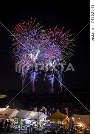 【茨城県】常総きぬ川花火大会 74562045