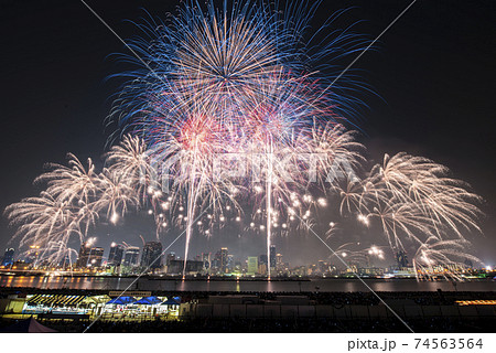 【大阪府】なにわ淀川花火大会 74563564