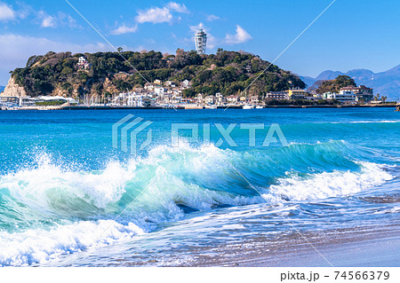 《神奈川県》江ノ島・七里ヶ浜の海岸 74566379