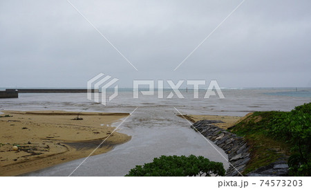 海に出る赤土 海に出る赤土 74573203