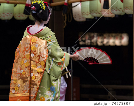 舞妓 その13 舞妓 その13 74575307