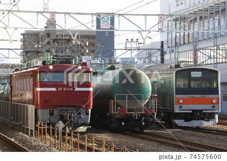 インドネシアへ旅立つ武蔵野線205系（蘇我行：31本目） 74575600