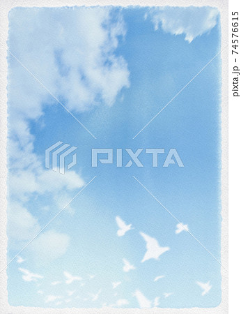 手描きの水彩タッチで描いた 青い空と鳥の群れ のイラスト素材