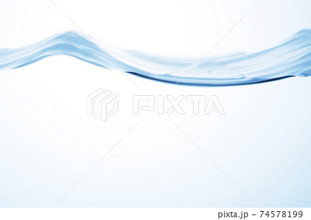水の水面、起伏の断面図 74578199