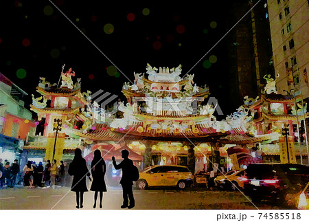 台湾　観光イメージ　饒河街夜市　慈祐宮 74585518