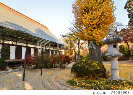 曜光山月山寺の紅葉　　＃34 74589908