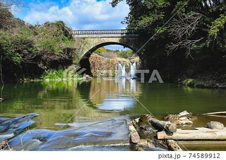 金山橋と板井手の滝 74589912
