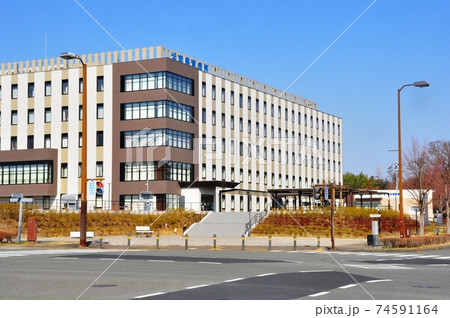 神奈川県藤沢市　慶応大学前交差点近くの湘南慶育病院 74591164