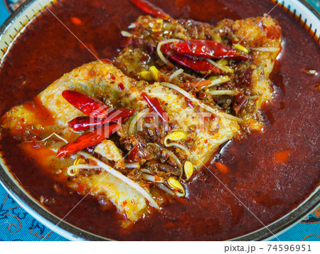 中国四川料理・水煮魚 中国四川料理・水煮魚 74596951