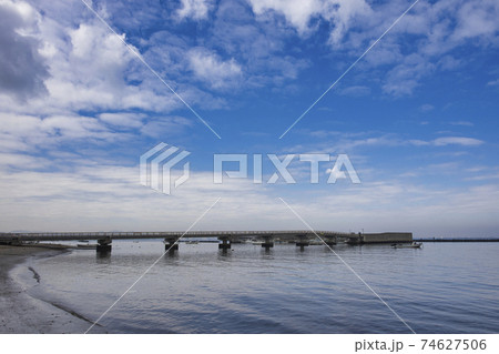 海の架橋 横須賀市走水海岸 海の架橋 横須賀市走水海岸 74627506