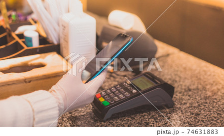 Contactless payments is the best option to keep social distance Contactless payments is the best option to keep social distance 74631883