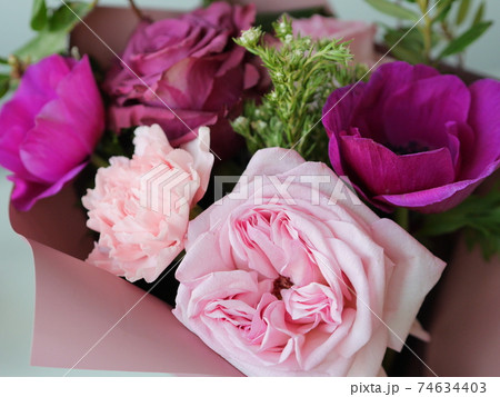 pink and violet rose anemon carnation bouquet close up pink and violet rose anemon carnation bouquet close up 74634403